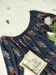 Blusa azul marinho de florzinhas - G - comprar online