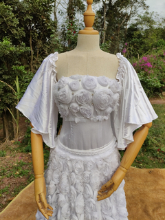Imagem do Vestido noiva rosas tule e voil branco cetim - P/PP