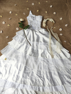Vestido noiva de tule branco e voil e cetim - M