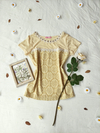 Blusa bege/amarelinha de renda e tule - P