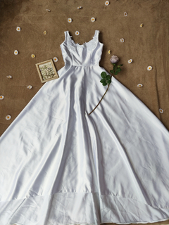 Vestido de noiva elegante branco evasê - G