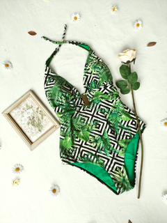 Maiô verde/preto/branco folhagens - M/G - comprar online