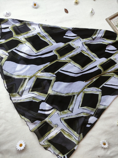 Vestido longo preto/vesde estampado - M