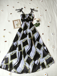 Imagem do Vestido longo preto/vesde estampado - M
