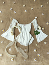 Blusinha off white ciganinha mangas flares - M