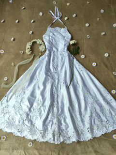 Vestido de noiva branco bordado com pedrarias - PP