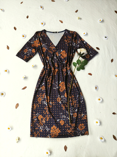 Vestido midi marinho floral - P