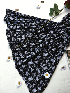Vestido preto floral boneca - M - Themargare