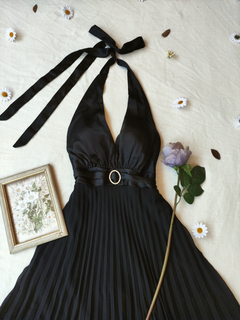 Vestido super midi preto plissado - P - comprar online