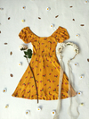 Vestido amaelo mostarda floral Clock House - P