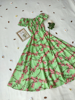 Imagem do Vestido super midi godê floral estilo camponesa