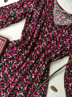 Vestido preto floral romântico - P/M - Themargare