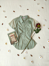 Camisa verde social boneca com bordado de rosa rococó - M