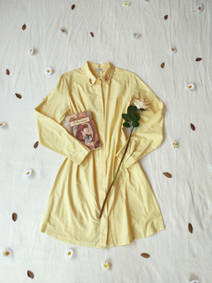 Vestido chemise amarelinho bordado rococó - G