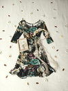 Vestido midi marinho flores e folhagens - M