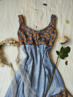 Vestido azul cetim e floral fairy - P - Themargare