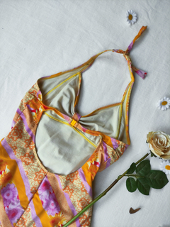 Maio laranja/lilás floral - G