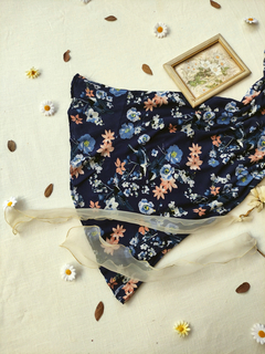 Vestido azul marinho floral - M/G na internet