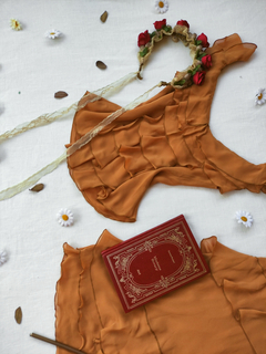 Conjunto saia + blusa mostarda de babados - P/M - comprar online