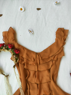 Conjunto saia + blusa mostarda de babados - P/M - Themargare