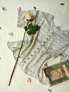 Camisa cinza indiana bordada de botões - M/G - Themargare
