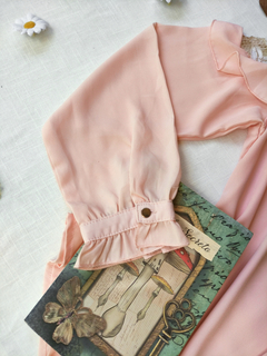 Camisa rose princesa com renda e frufru - M