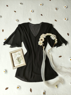Imagem do Blusa preta social de voil - G
