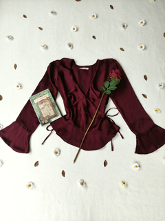 Blusa acetinada bordô transpassada - G - comprar online