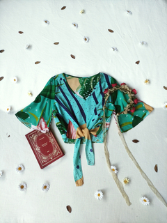 Blusa cropeed verde folhagens estilo farm - M