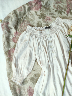 Blusa boho ciganinha bege natural - M na internet