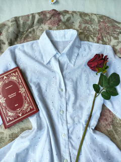 Camisa branca social de lese bordada - G - comprar online
