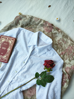 Camisa branca social de lese bordada - G - Themargare
