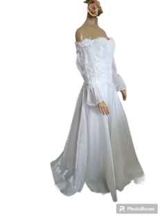 Imagem do Vestido de noiva branco godê princesa mangas ciganinhas - P/M