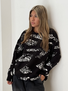 Sweater B&W unisex - GUERRA INDUMENTARIA | Ropa para hombre-dama y niños.