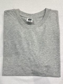 remeras boxy-fit básicas - comprar online