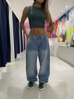 Baggy celeste con pinza - comprar online