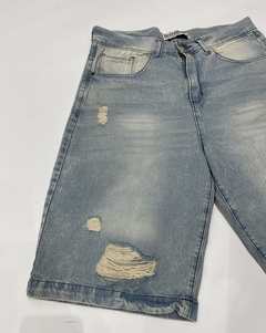 Bermuda baggy con rotura - GUERRA INDUMENTARIA | Ropa para hombre-dama y niños.