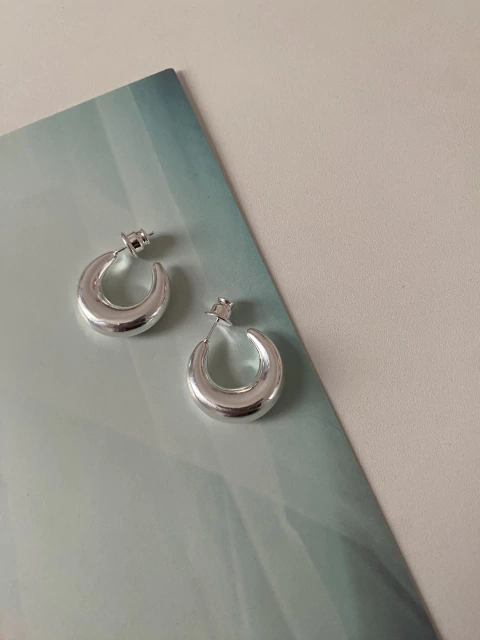 ARGOLA LUA PRATA - comprar online