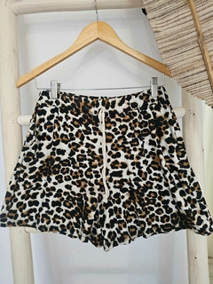 Short Nilo Negro (efectivo/trasferencia $11.815) - Magnolias Showroom