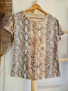 Remera Shake (efectivo/transferencia $17.765) en internet