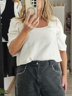 Blusa Consuelo Blanca (efectivo/transferencia $19.465) - comprar online
