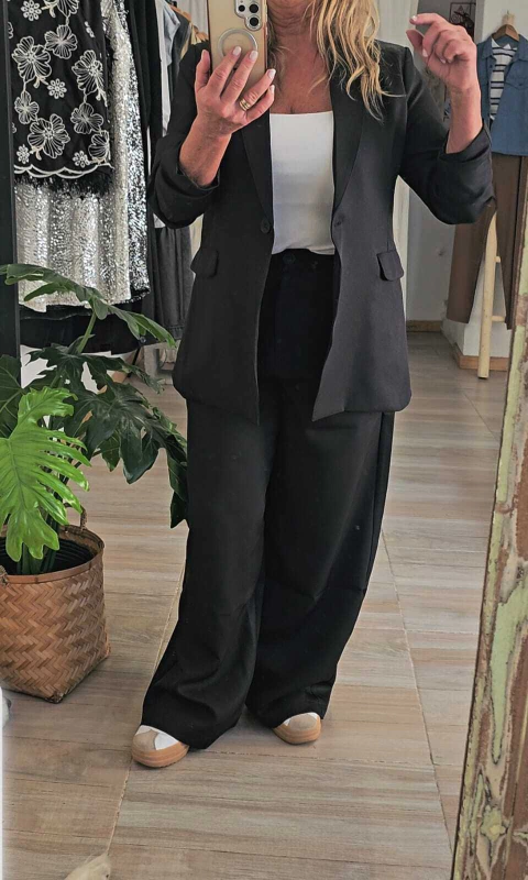 Blazer Sastrero Negro (Efectivo/Transferencia $59.900) - comprar online