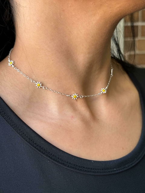 Chocker Margaridas Brancas