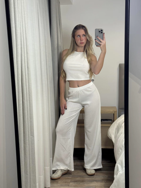 Pantalón ancho Hawai Hanna - comprar online