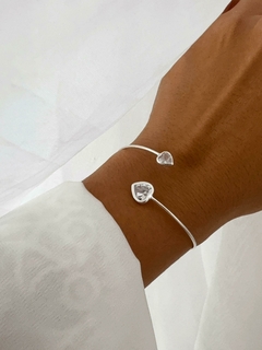 Bracelete ajustável zircônia coração