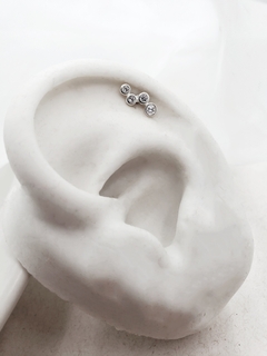 Piercing cluster 4 zircônias
