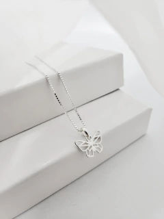 Colar Borboleta Origami - comprar online