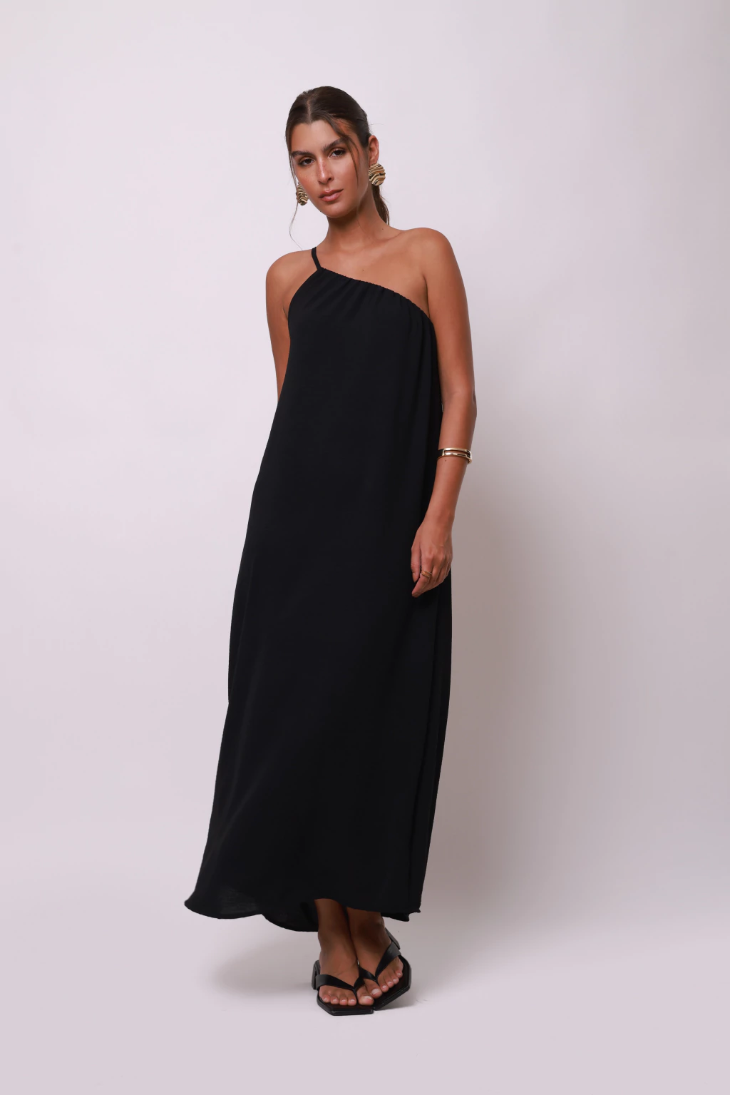 VESTIDO UM OMBRO SÓ AURORA