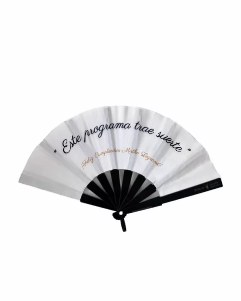 Abanico Mirtha. "Este programa trae suerte"