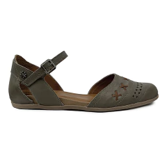 Sapatilha New Face Couro Bico Redondo Whisky Afivelada - loja online